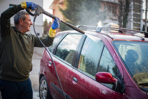 Best Roof Pressure Washing  in Montura, FL