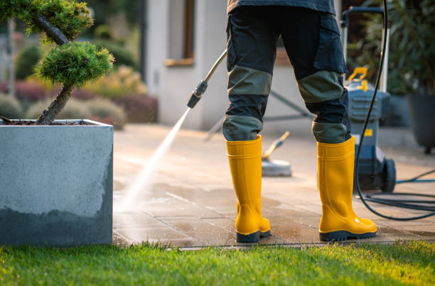 Best Garage Pressure Washing  in Montura, FL